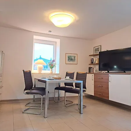 Daire Kaeptn Brass App 8