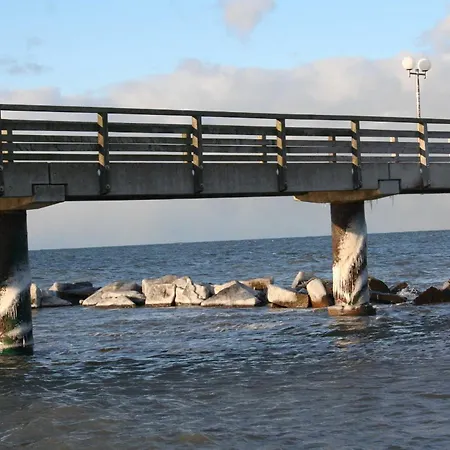 Kaeptn Brass App 8 Daire *